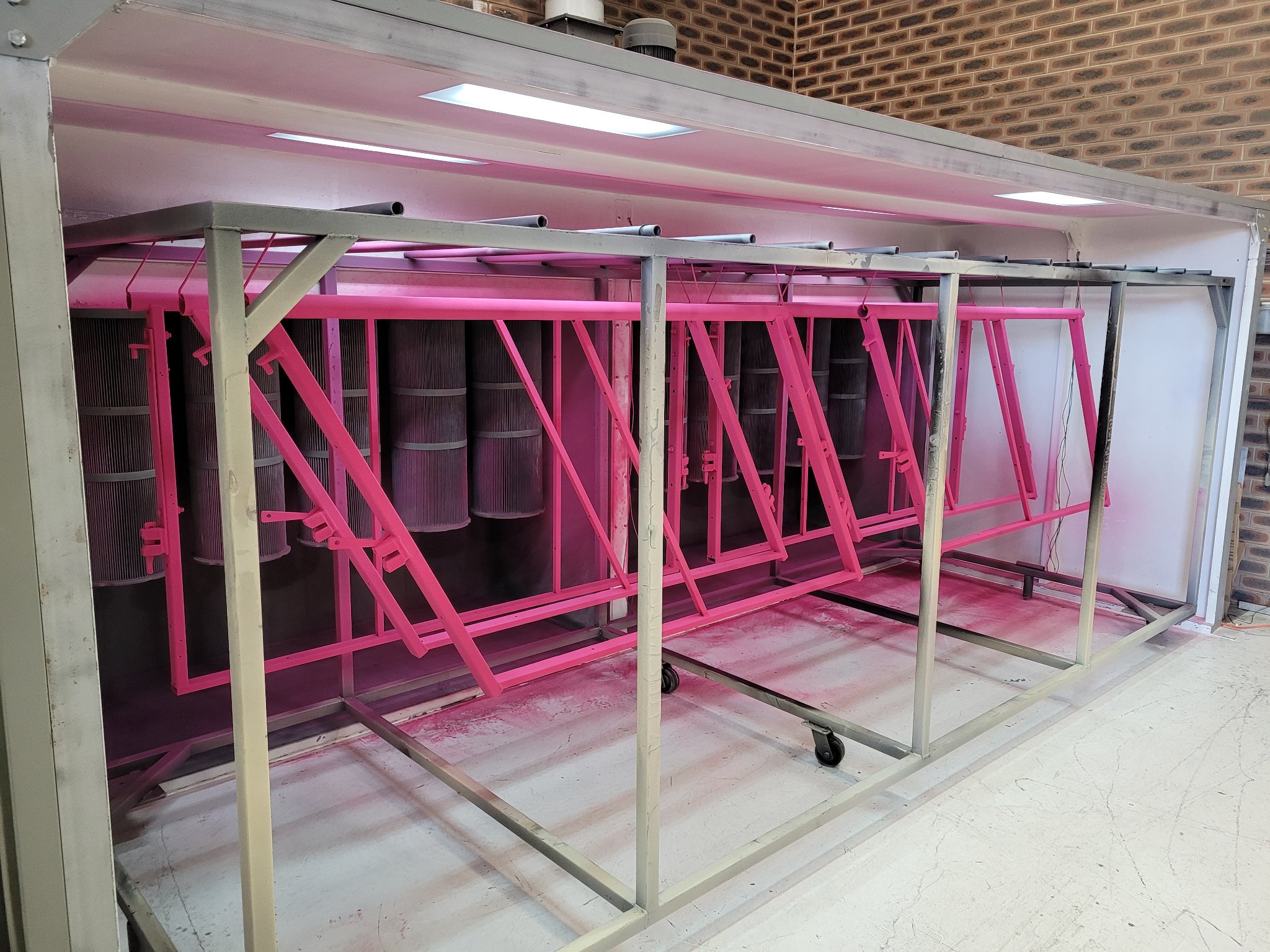 walk-in powder coating plant